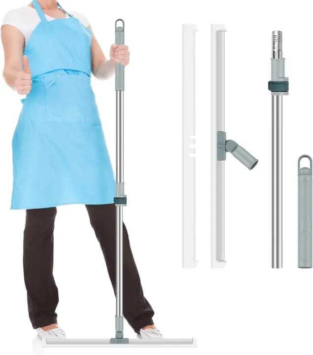 Close-up of the wide rectangular silicone rubber broom head with built-in squeegee edge